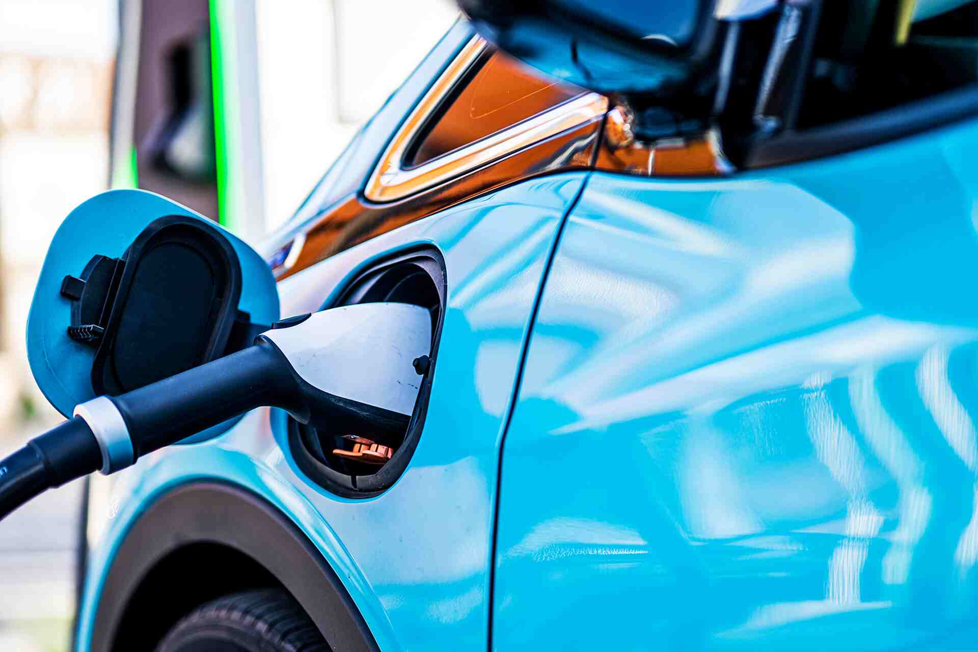 Electric Cars vs. Gas Cars